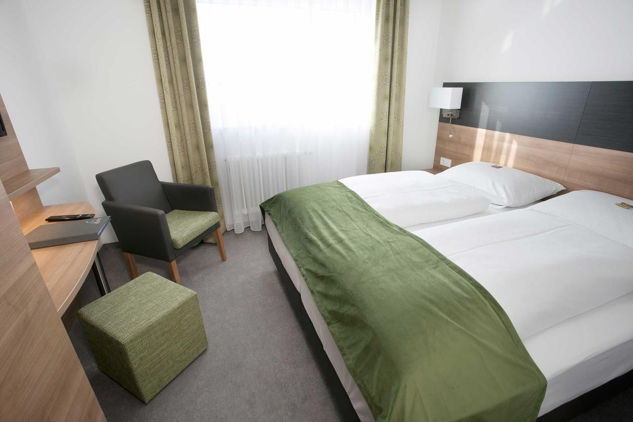 Hotel Kern Garni Walddorf  Zewnętrze zdjęcie